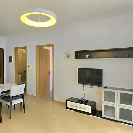 Kristen Apartment